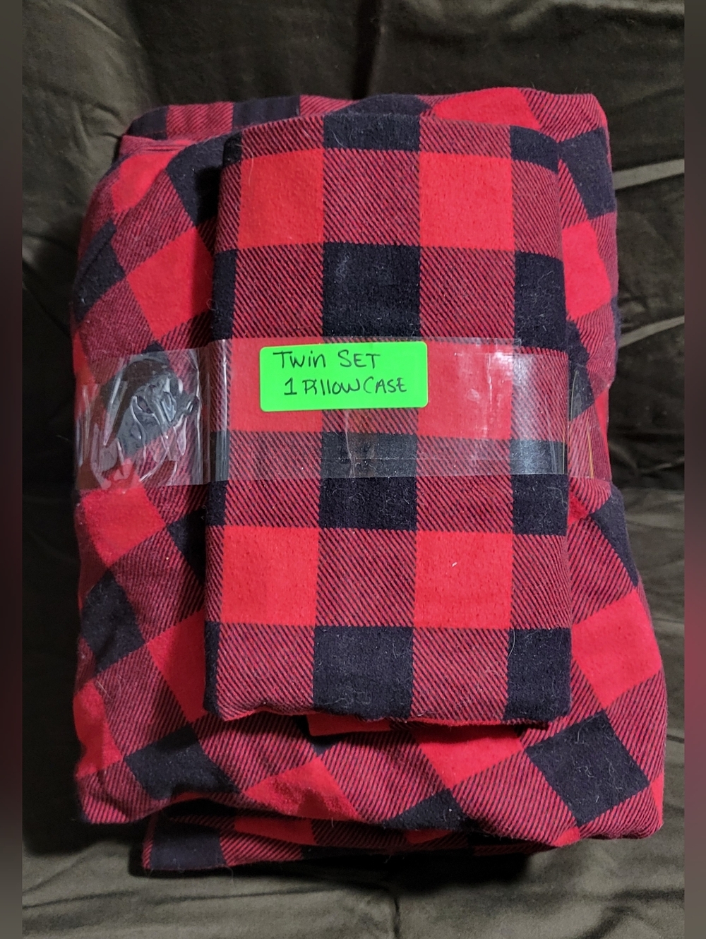 Mainstays Red and Black Plaid Flannel  Twin Bedding